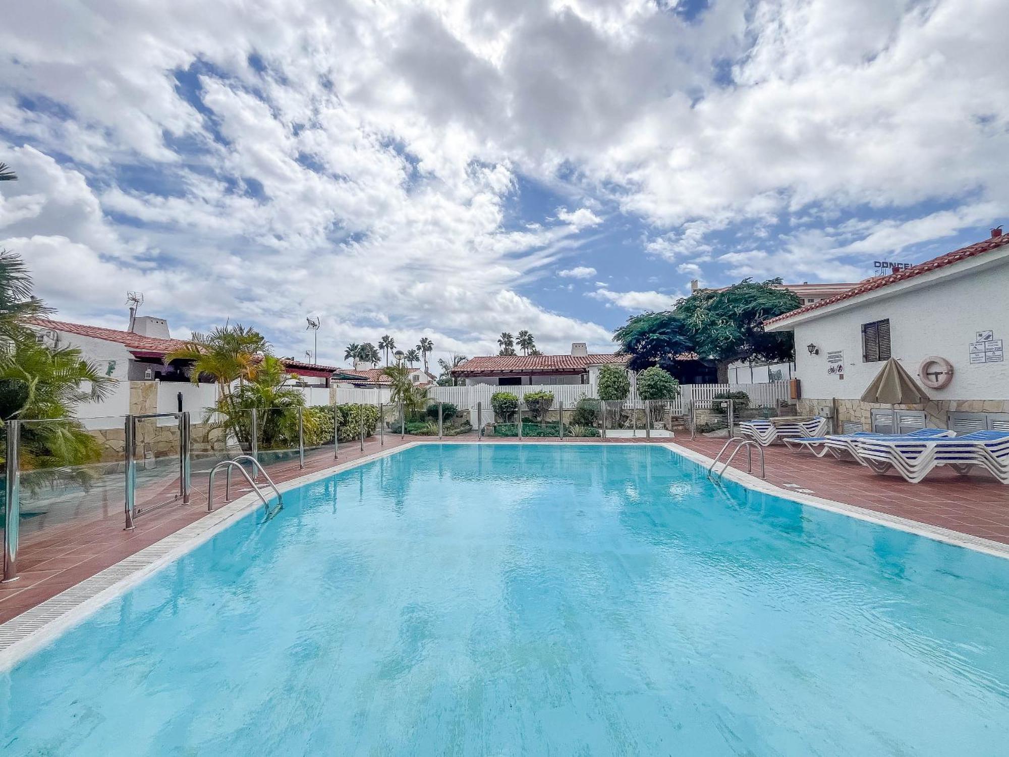 Private Chill-Out Terrace Bungalow - Pool San Bartolomé Exterior photo