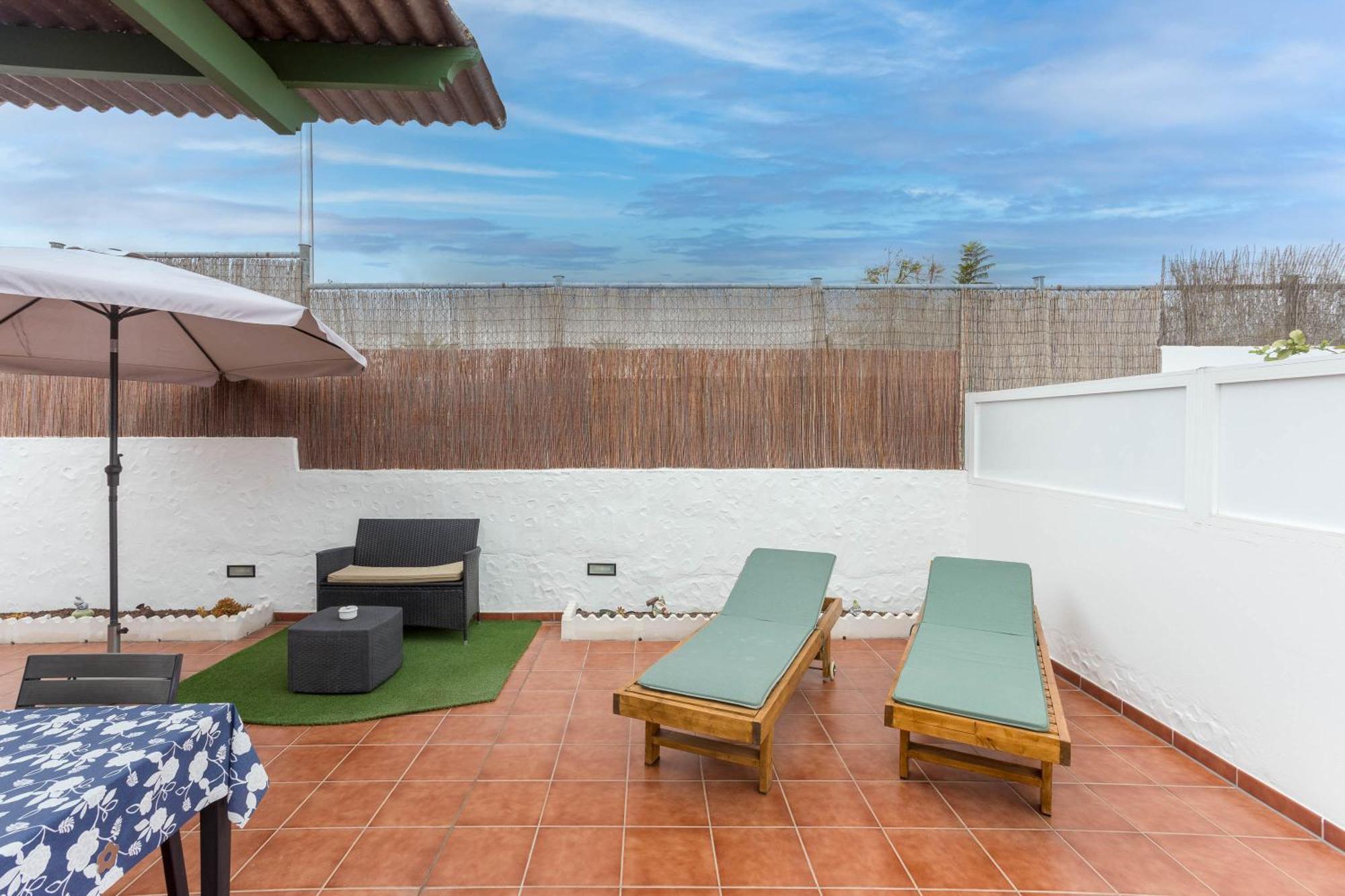 Private Chill-Out Terrace Bungalow - Pool San Bartolomé Exterior photo