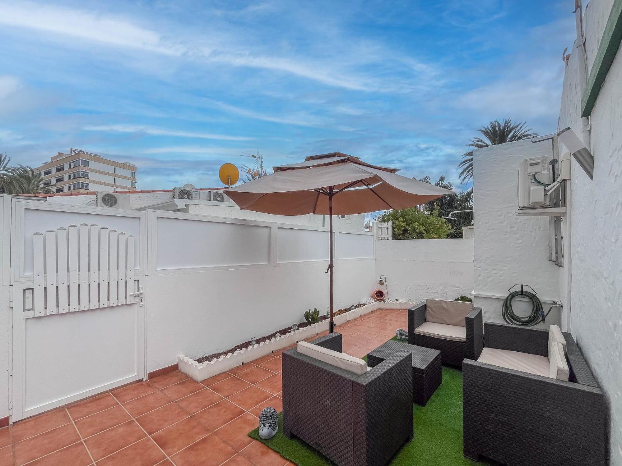 Private Chill-Out Terrace Bungalow - Pool San Bartolomé Exterior photo